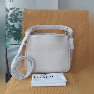 NWT Coach Cary Shoulder Bag Crossbody In Chalk Soft Pebble Leather